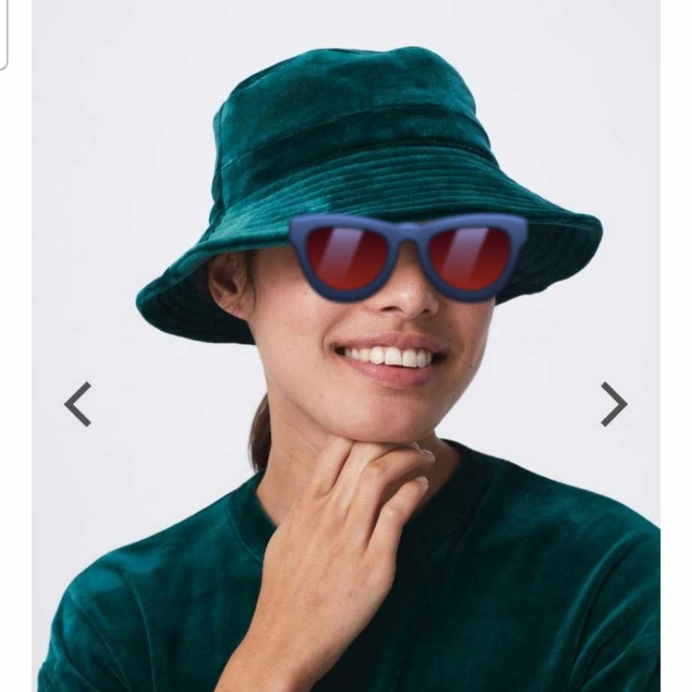 NWT For Days Green Bucket Hat